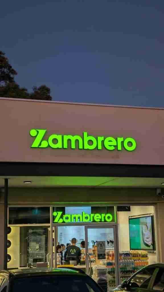 3D & Illuminated Signs - Gigantic Signs project photo